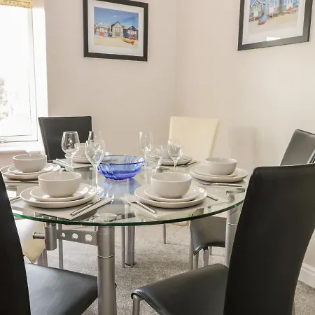 8 Richardson Court Lejlighed Whitby