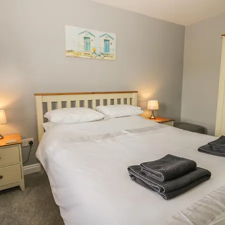 8 Richardson Court Apartment